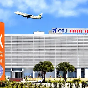 Orty Airport 4*, Esmirna Turquia